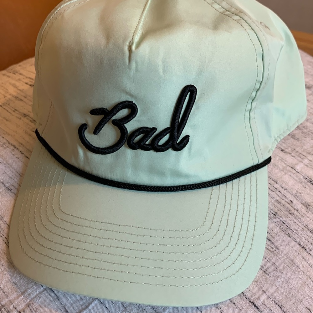 Bad Birdie hat